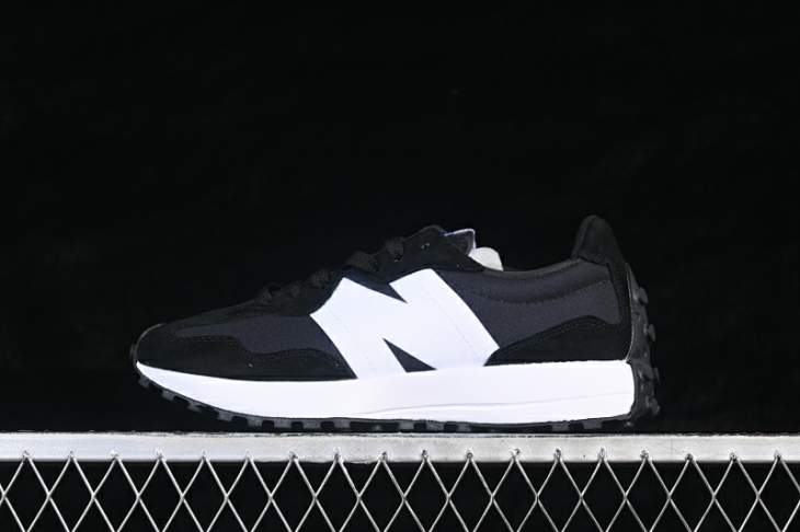 Picture of New Balance 327 _SKUfw22358157580113576fw